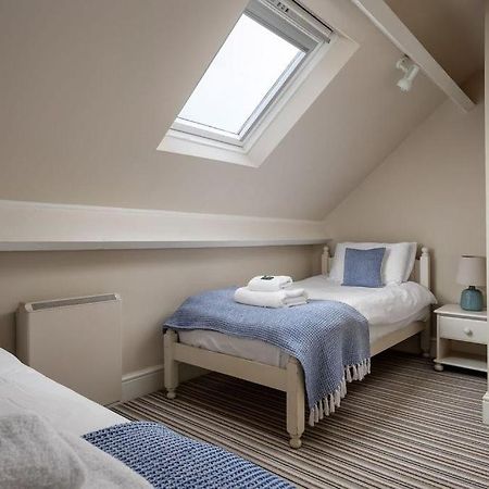 Stanton House, 6 Bedroom, 5 Bath Cheltenham Exterior foto