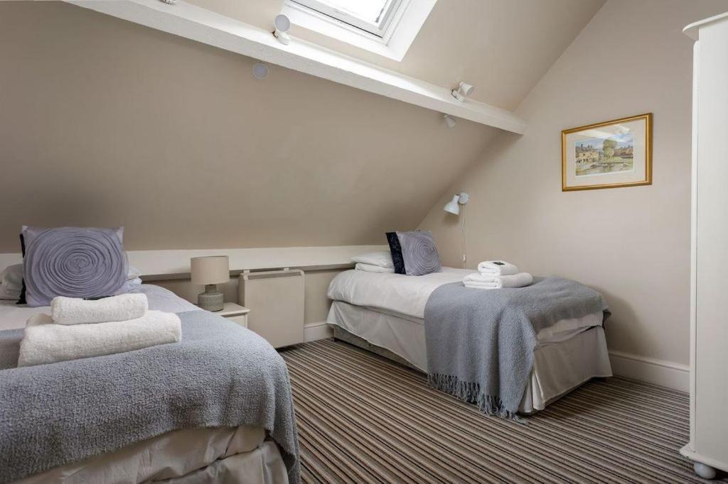 Stanton House, 6 Bedroom, 5 Bath Cheltenham Exterior foto